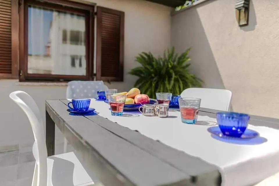 Apartmani Derocchi Pula 0*,
